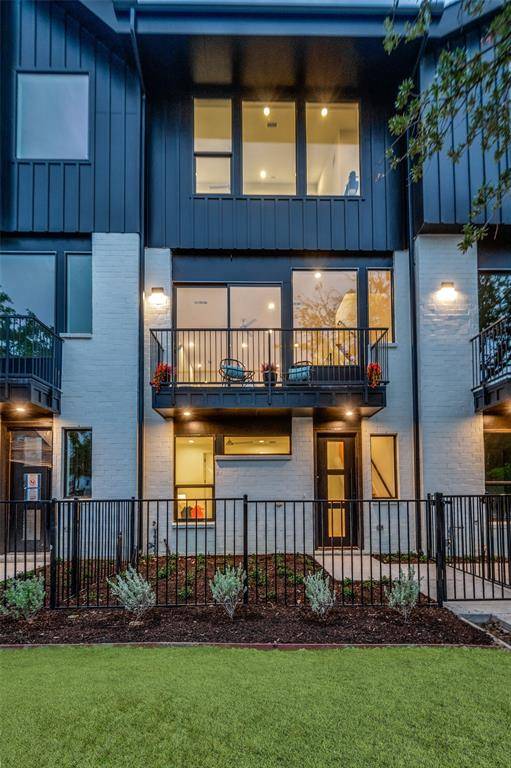 4125 N Reserve Circle, Addison, TX 75001