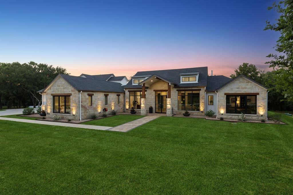 3687 New Hope Road, Aubrey, TX 76227