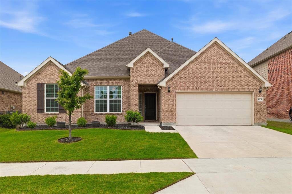 1005 Sweeping Butte Drive, Fort Worth, TX 76052