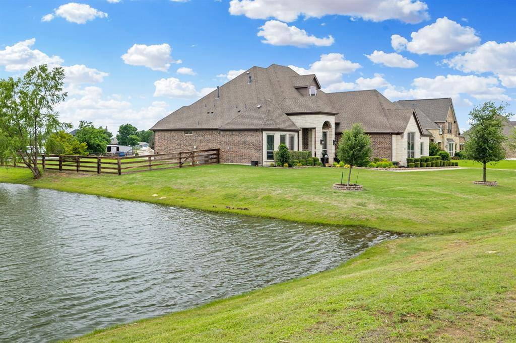 1449 Flanagan Farm Drive, Northlake, TX 76226