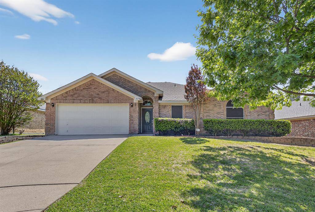 628 Dover Heights Trail, Mansfield, TX 76063