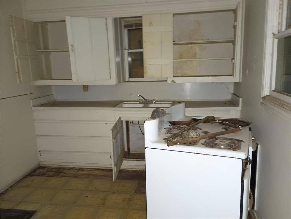 2009 Hemphill Street, Fort Worth, TX 76110