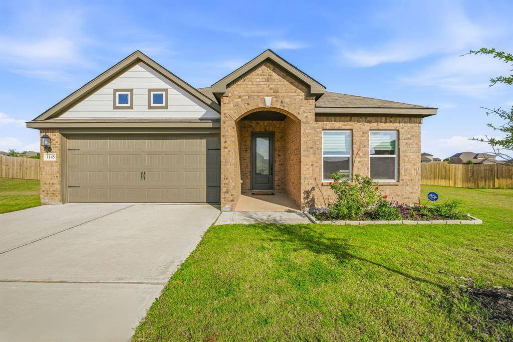 1145 Sleepy Owl Lane, Fort Worth, TX 76108