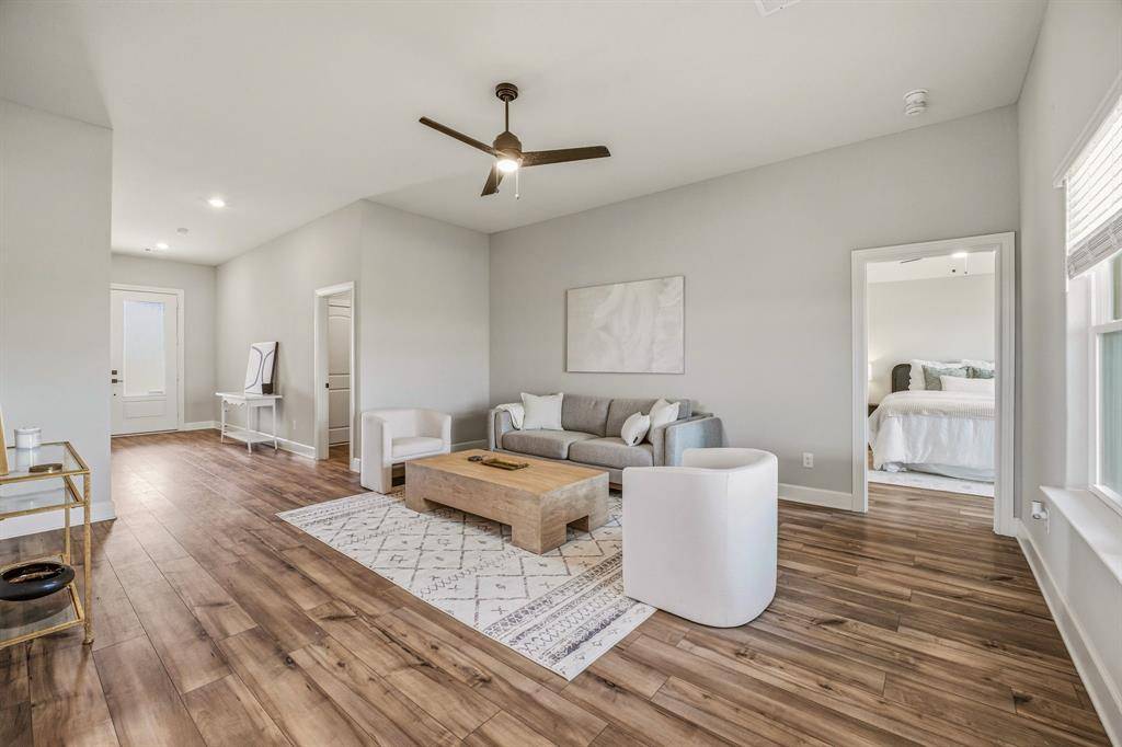 1145 Sleepy Owl Lane, Fort Worth, TX 76108