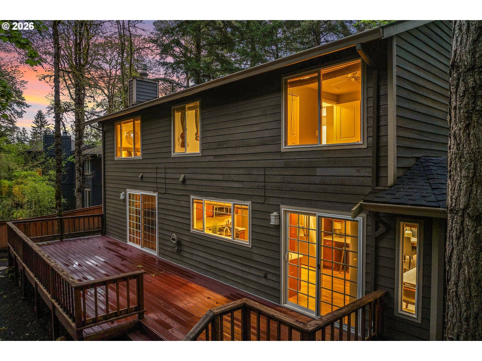 18679 INDIAN CREEK DR, Lake Oswego, OR 97035