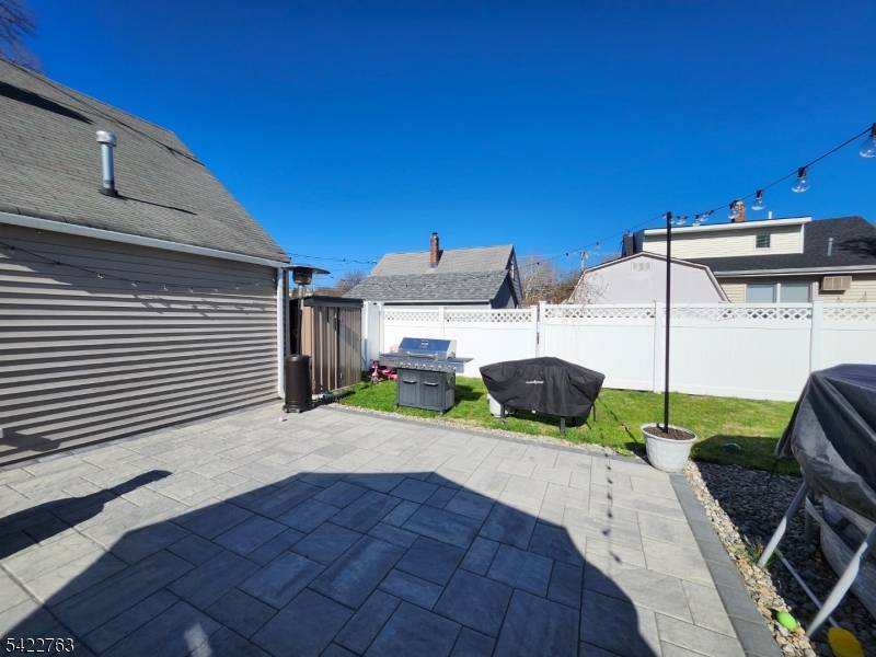 116 Riverdale Rd, Pompton Lakes Boro, NJ 07442