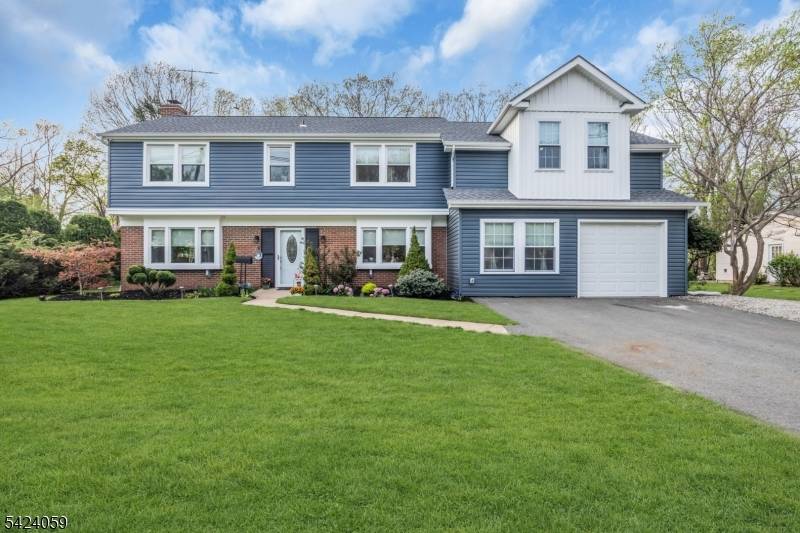 66 Johnson Rd, Franklin Twp., NJ 08873