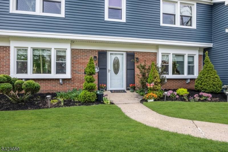 66 Johnson Rd, Franklin Twp., NJ 08873