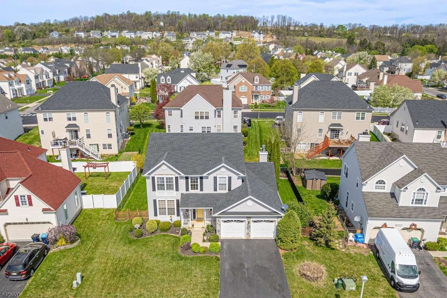 6 Kyle Dr, Lopatcong Twp., NJ 08865