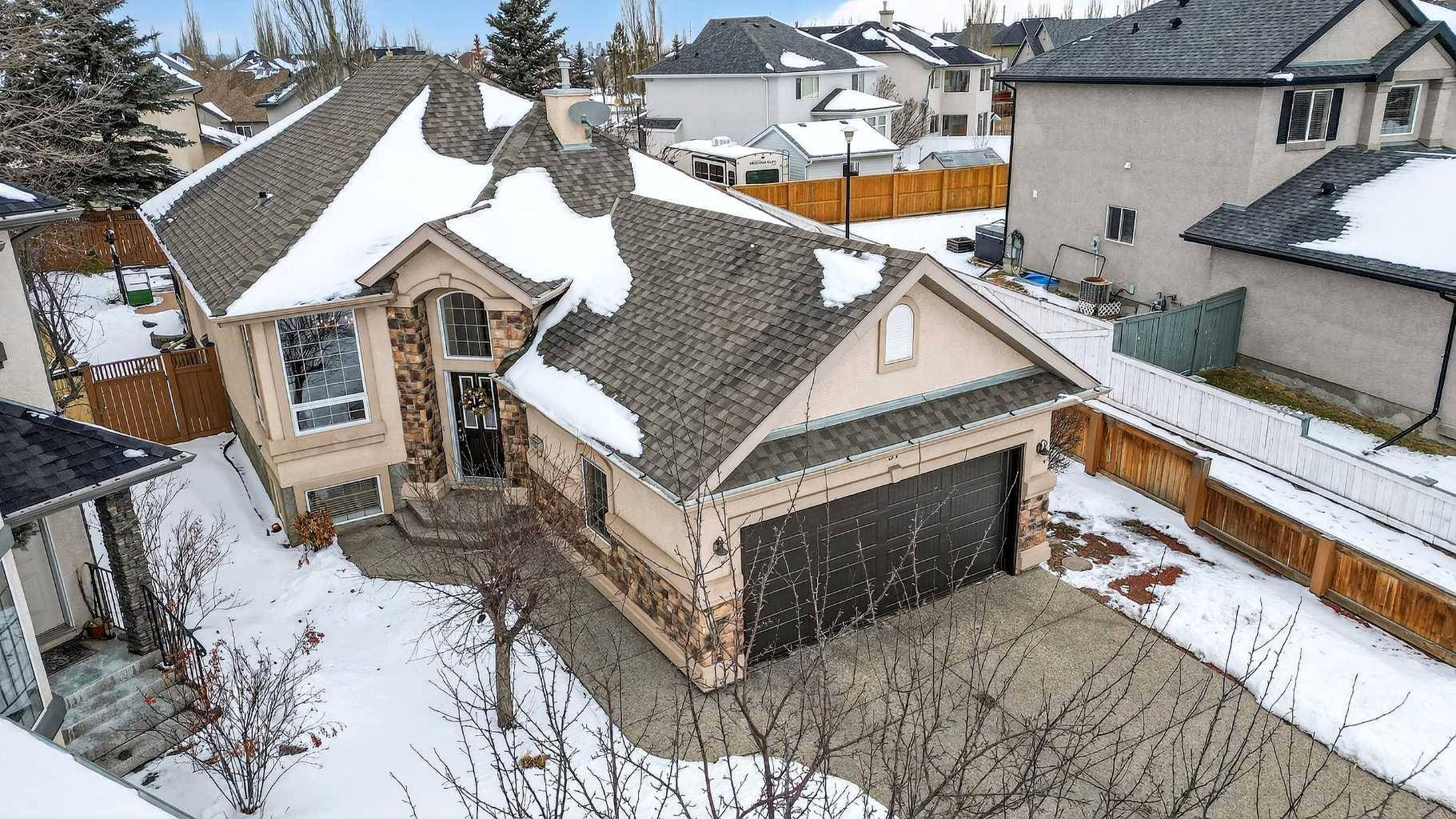 51 Cranleigh GDNS SE, Calgary, AB T3M 1C7