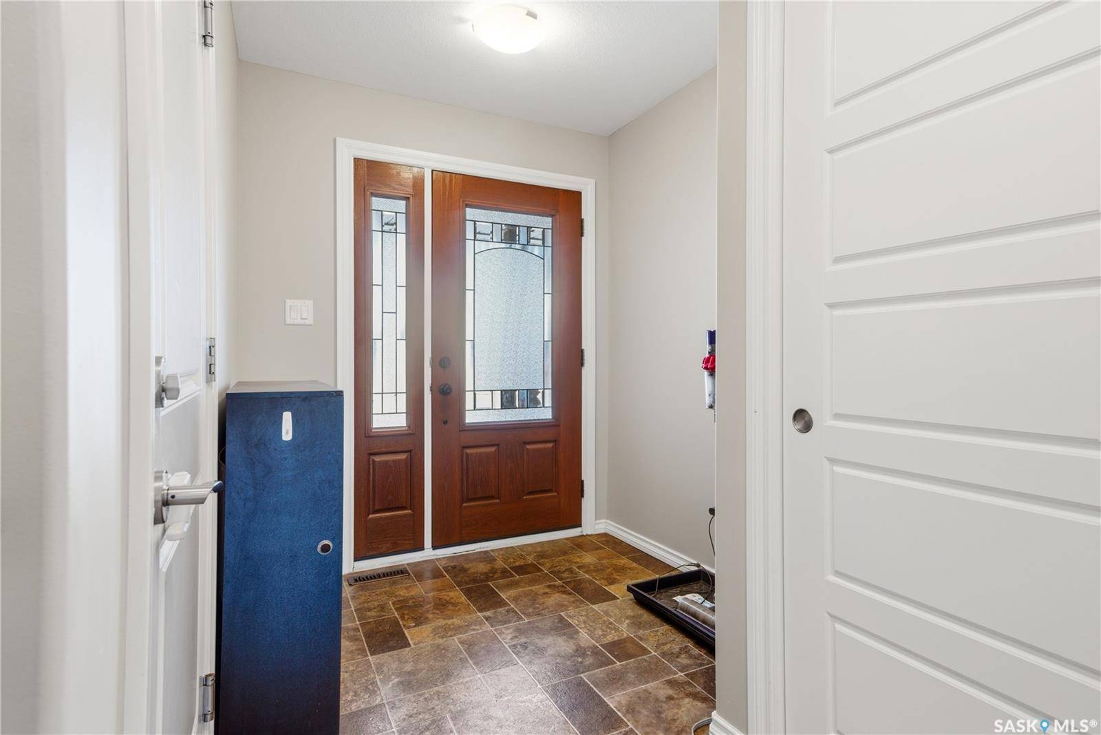 4000 Sandhill CRESCENT #303, Regina, SK S4V 3N4