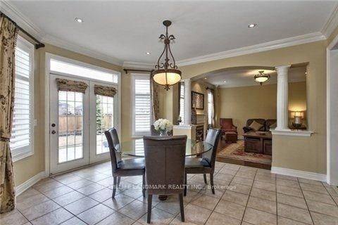 2389 Gamble RD, Oakville, ON L6H 7V6