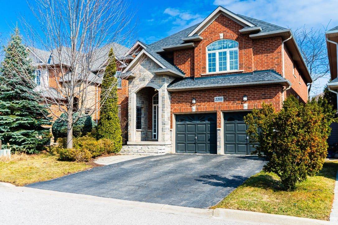 2202 Brookhaven CRES, Oakville, ON L6M 5B8
