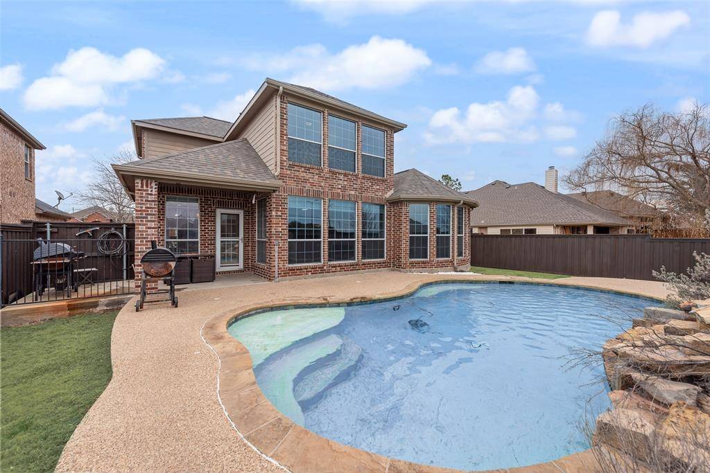 2356 Crestridge Drive, Little Elm, TX 75068