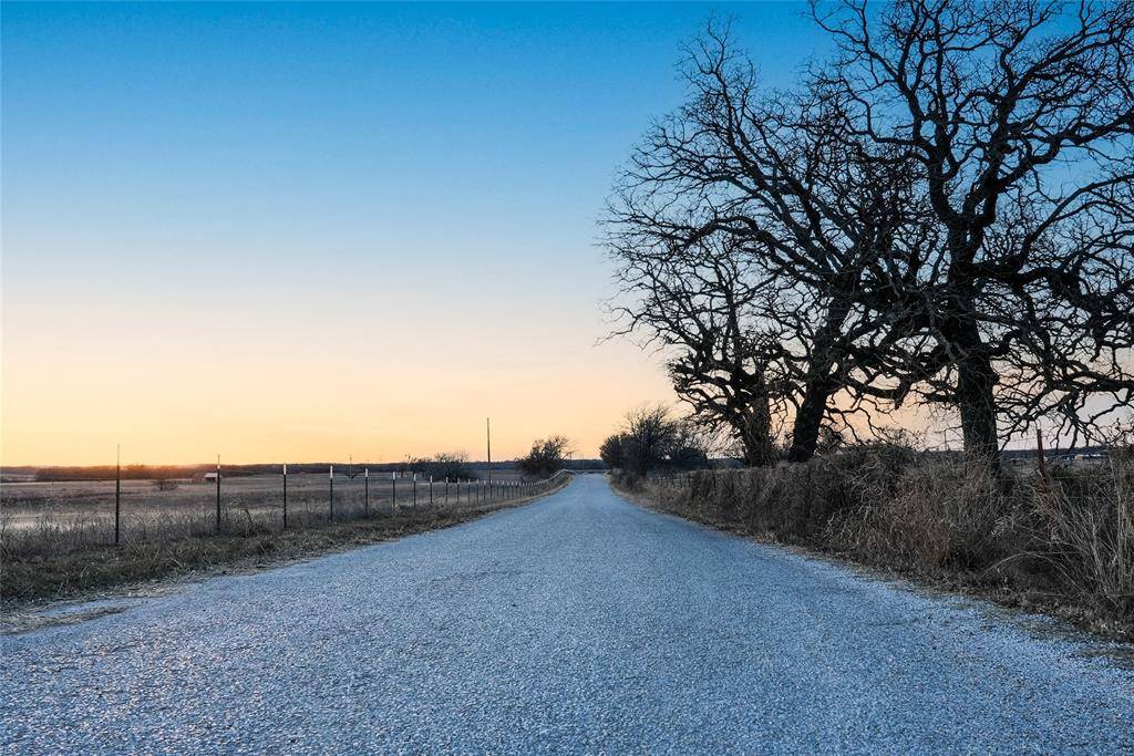 187 Cr-1750, Chico, TX 76431