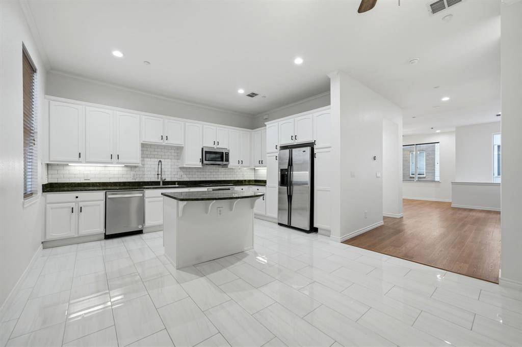 4330 Mckinney Avenue #16, Dallas, TX 75205