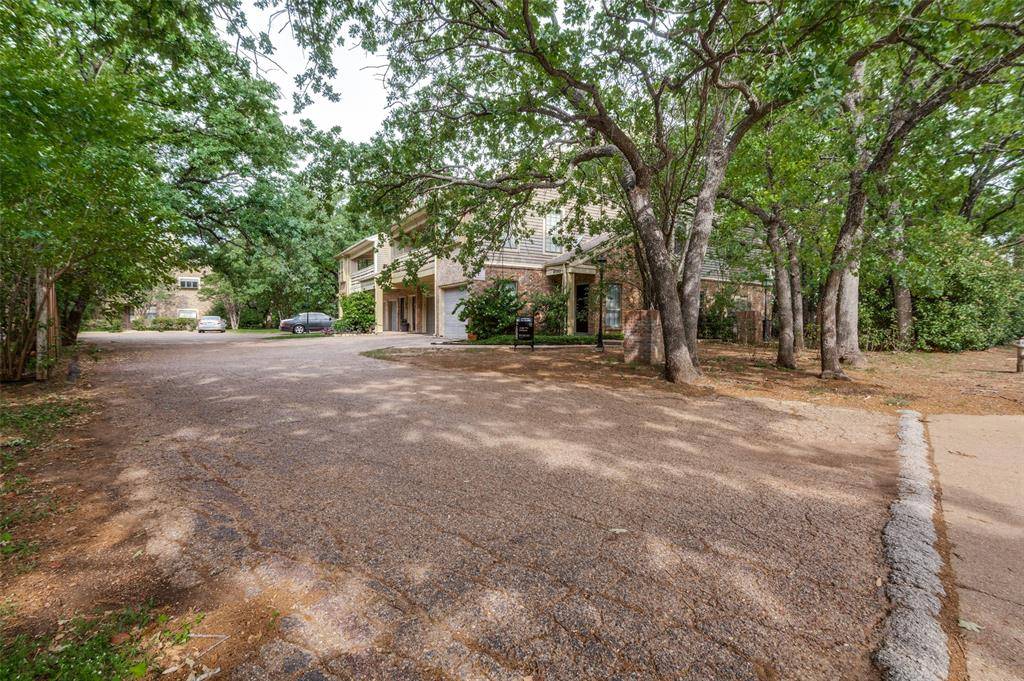 4502 Forestgate Drive, Arlington, TX 76017