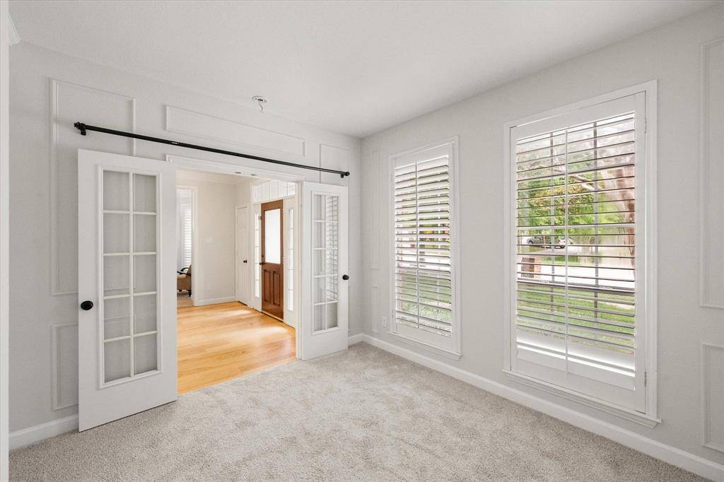 6211 Fox Hunt Drive, Arlington, TX 76001