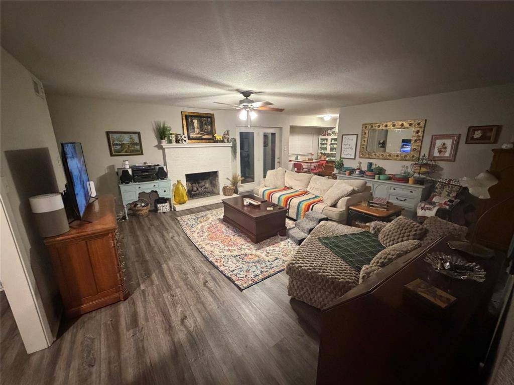 2809 N Murco Drive, Mineral Wells, TX 76067