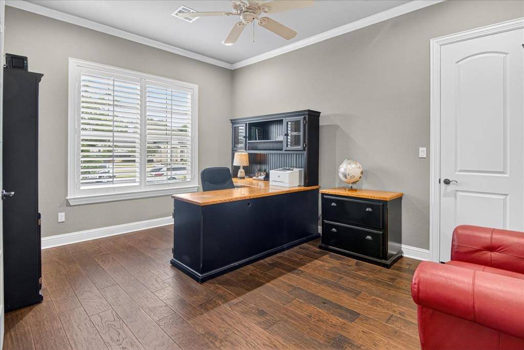 709 Gullmont Drive, Waco, TX 76712