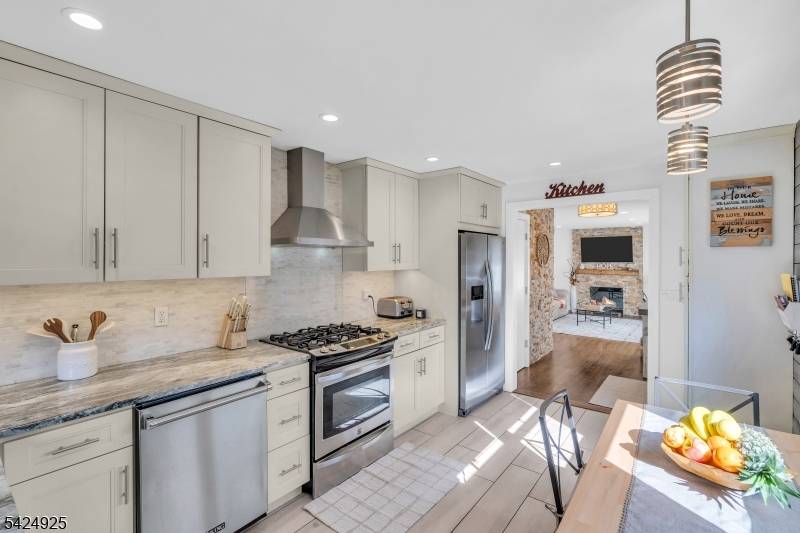 319 Myrtle Ave, Scotch Plains Twp., NJ 07076