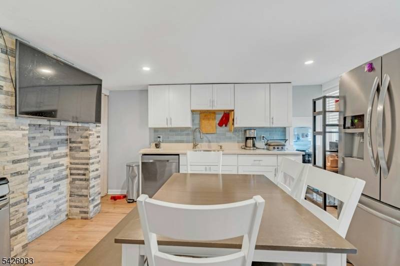 331 1/2 Forest, Kearny Town, NJ 07032