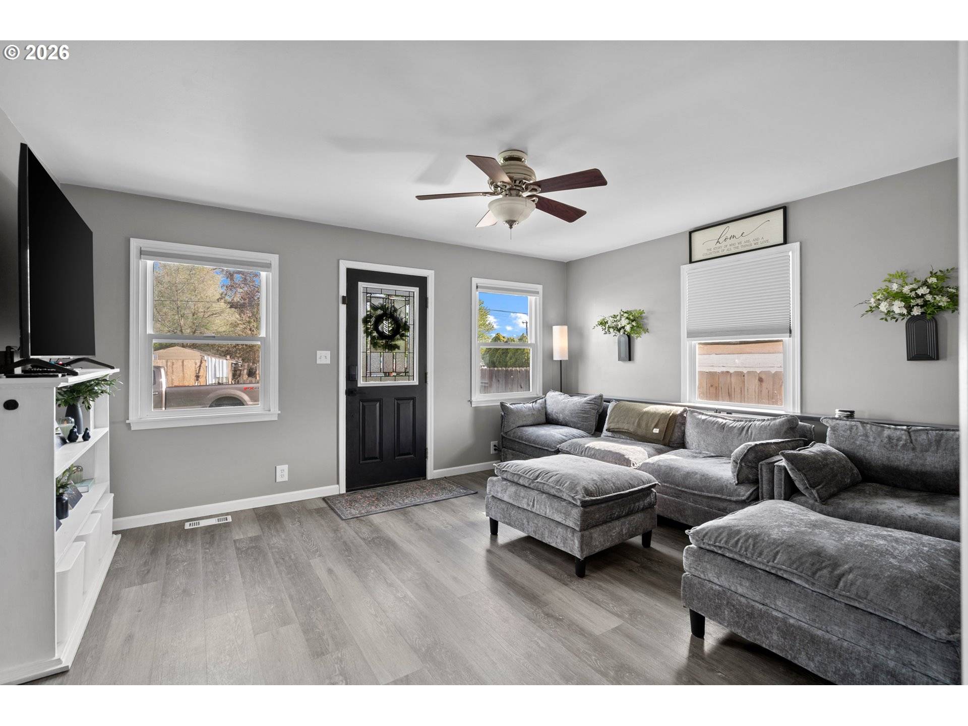 345 W WOOD AVE, Stanfield, OR 97875
