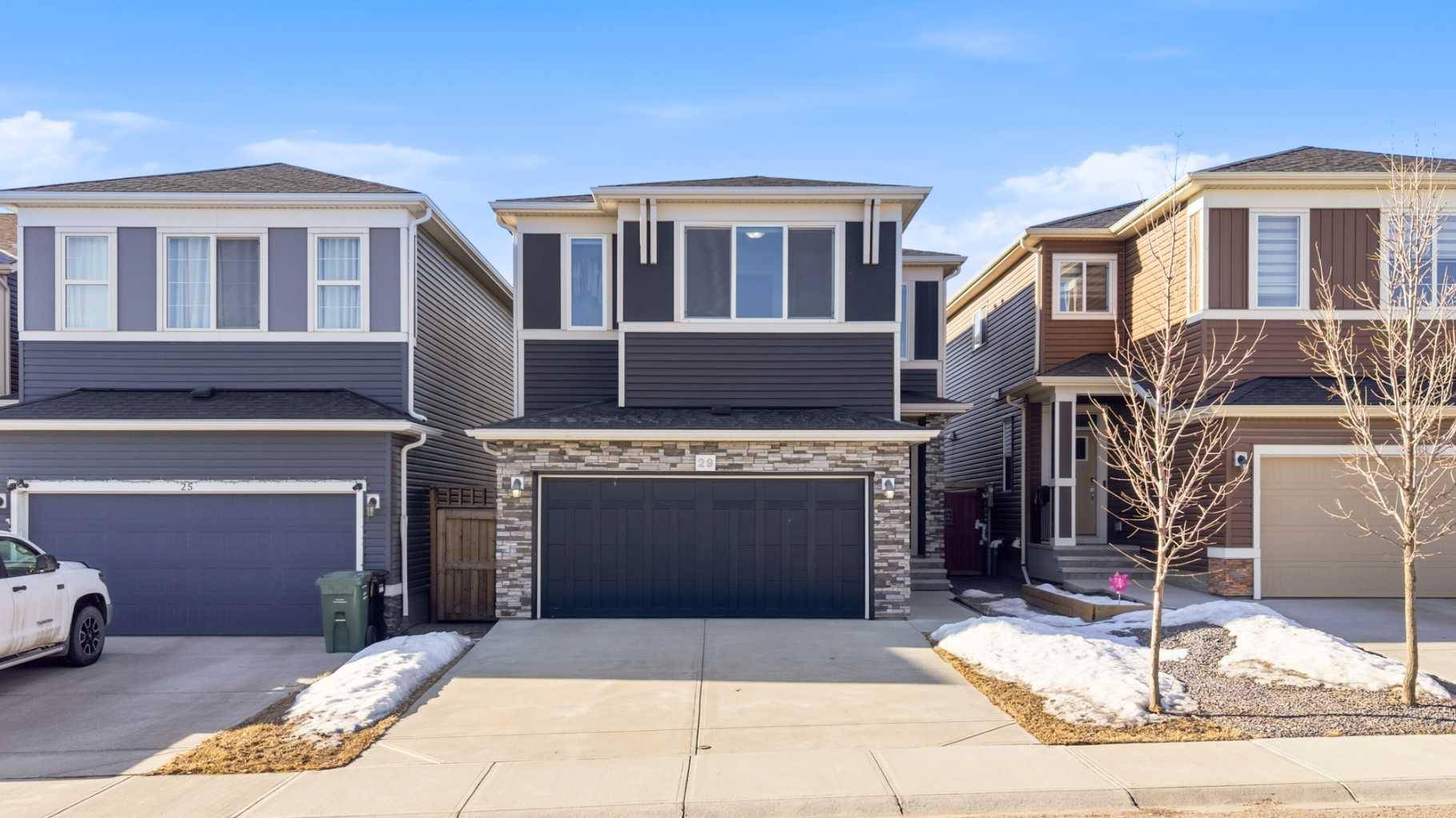 29 Belmont TER SW, Calgary, AB T2X 4H7