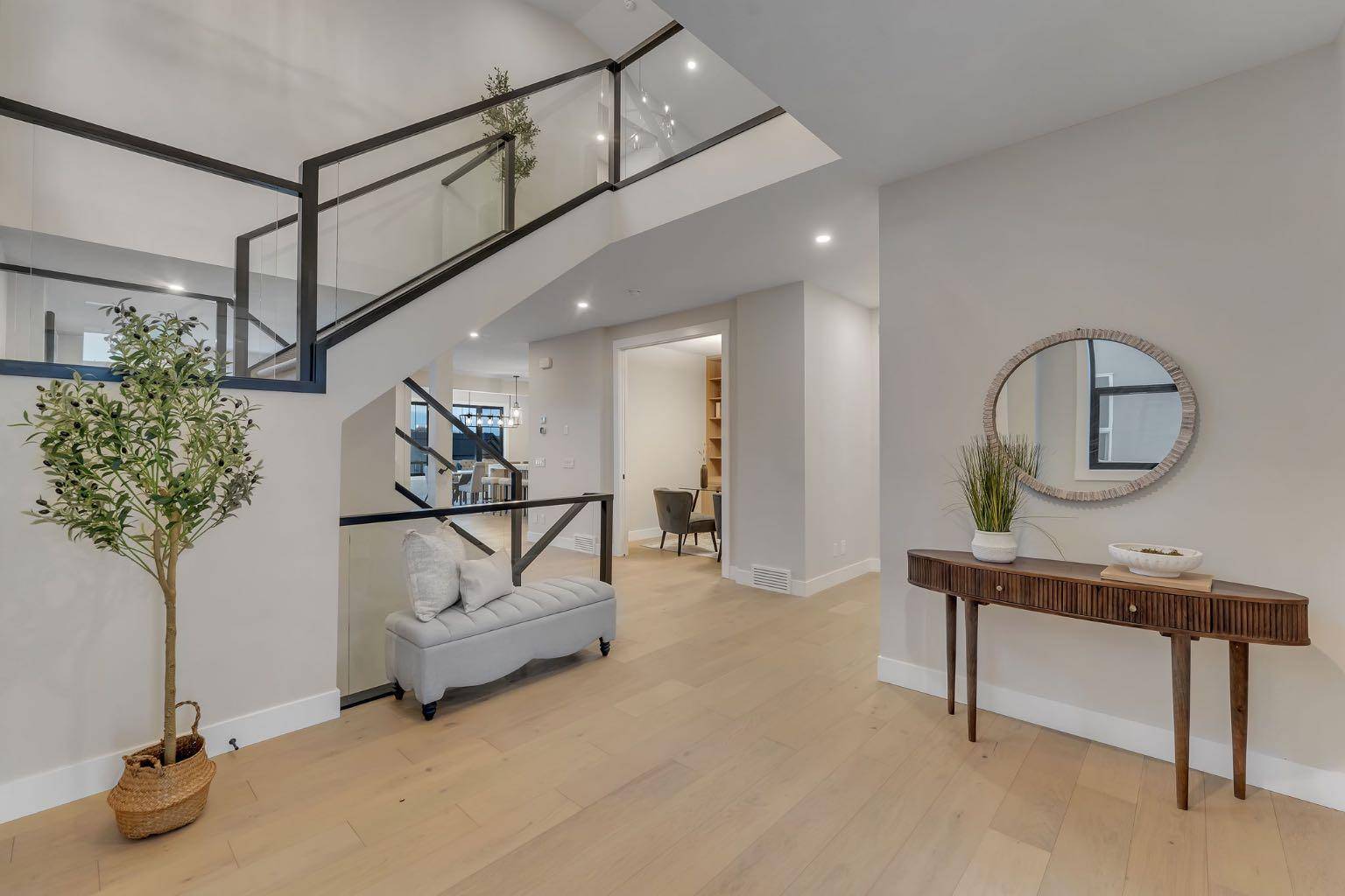 12 Spring Creek PT SW, Calgary, AB T3H 6E2