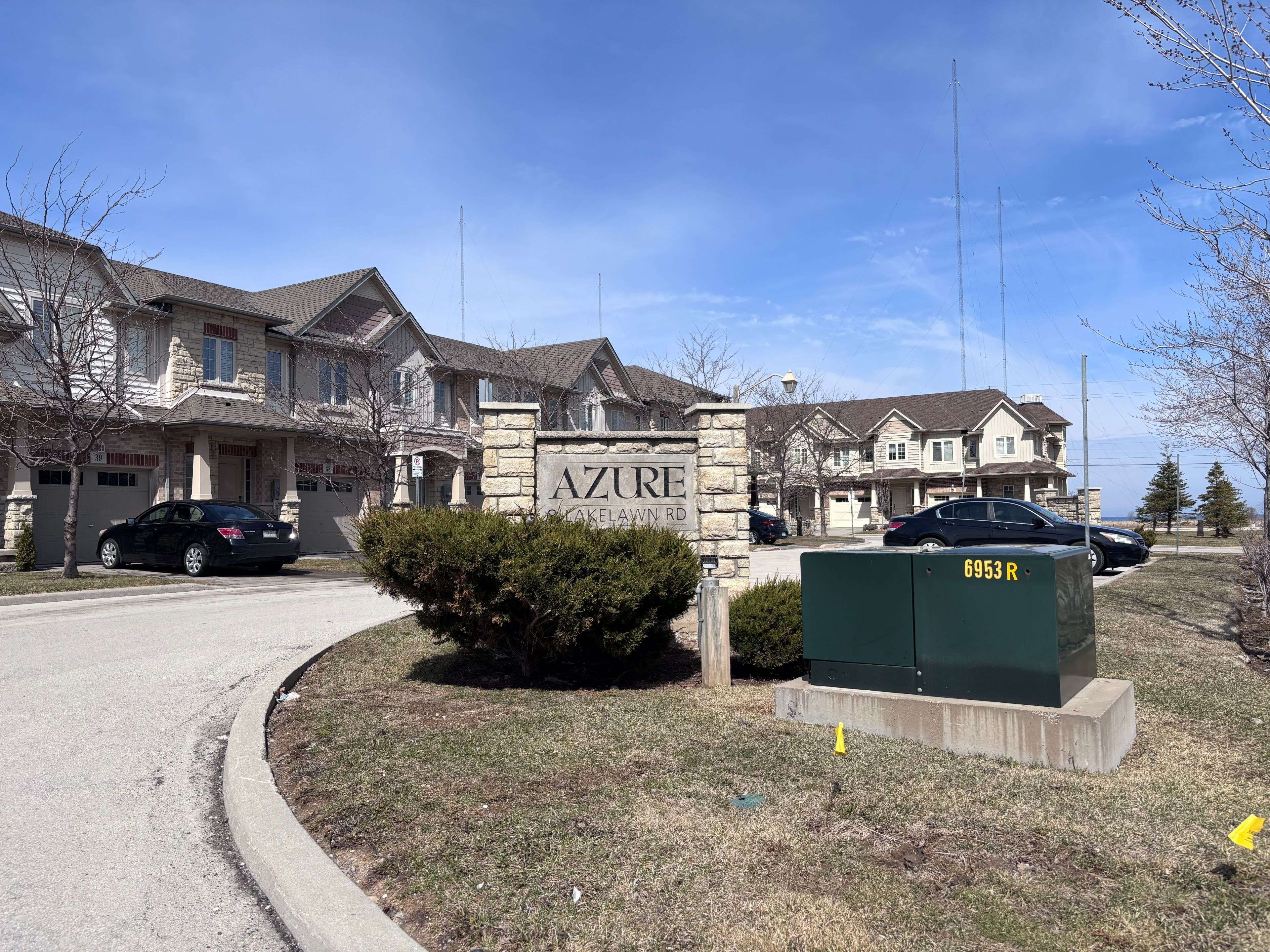 8 Lakelawn RD #54, Grimsby, ON L3M 0G1