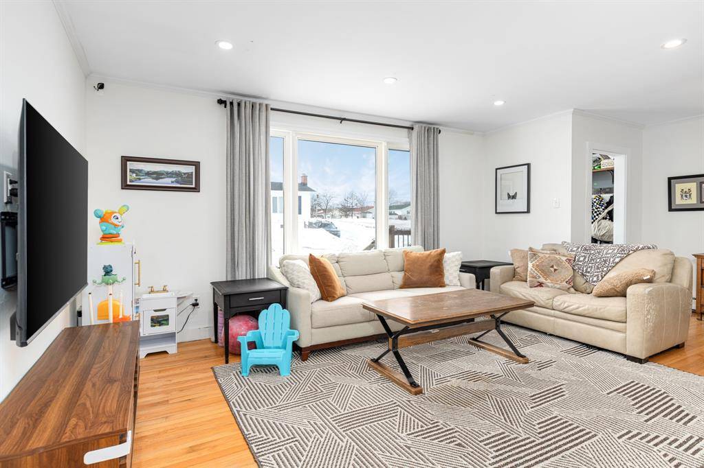 1 Third Street, Mount Pearl, NL A1N 2A5