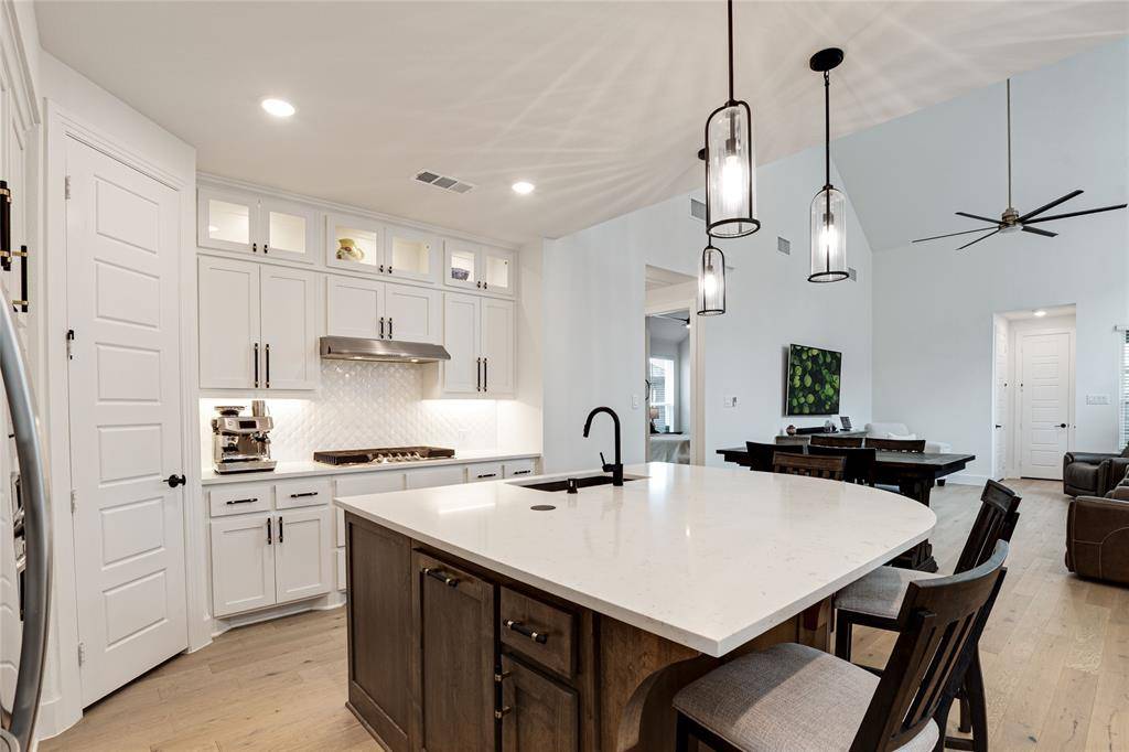 2356 Campfire Trail, Northlake, TX 76247