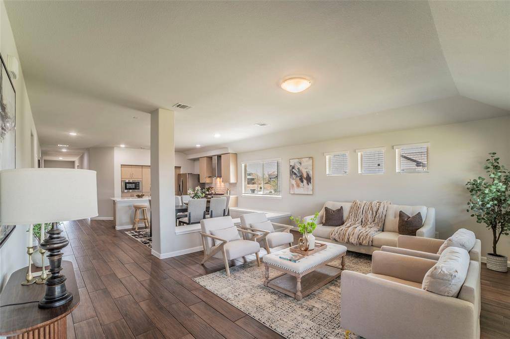 1524 Soapberry Drive, Aubrey, TX 76227