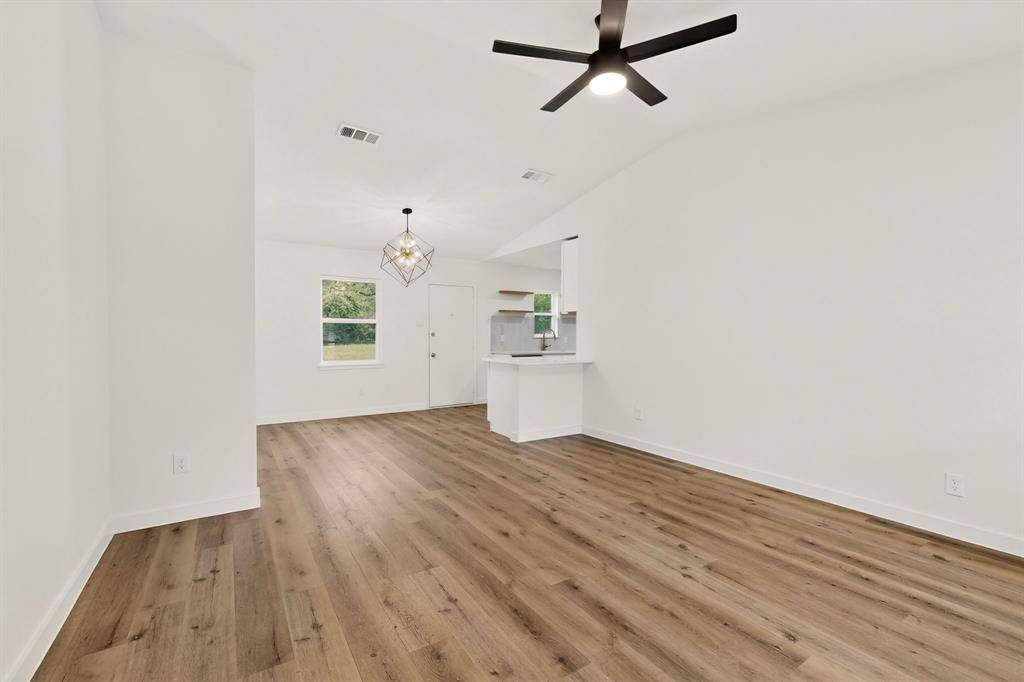 6323 Harmony Lane, Dallas, TX 75241