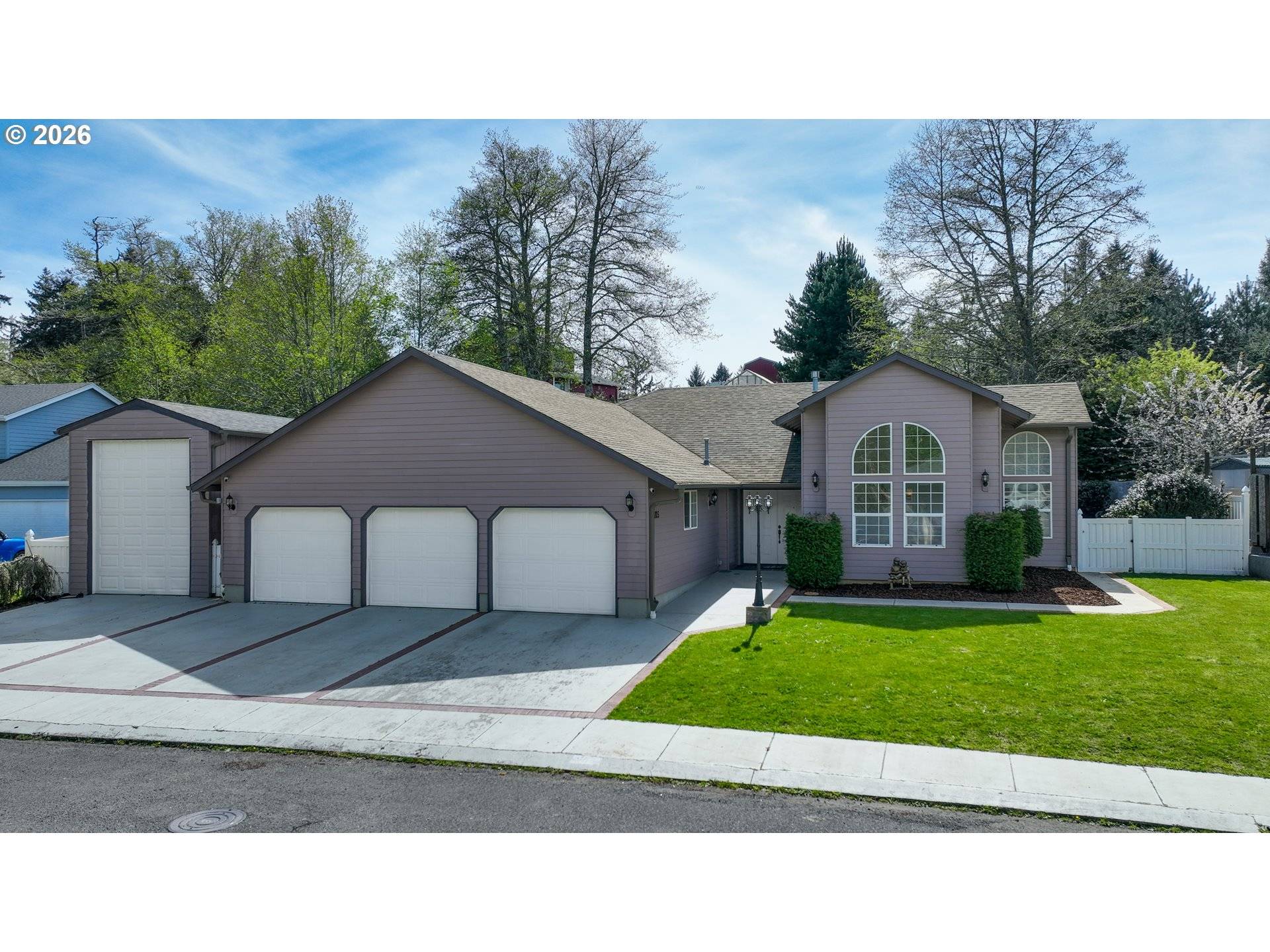 1105 PEACOCK ST, Hammond, OR 97121