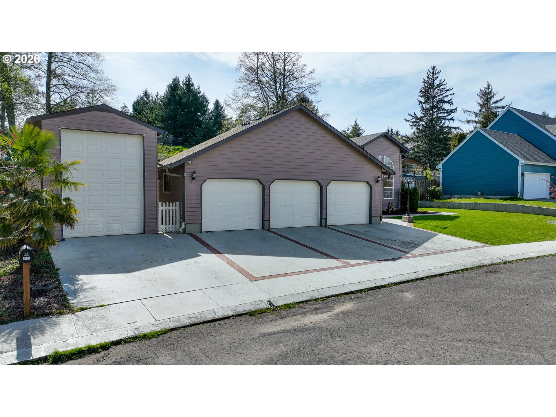 1105 PEACOCK ST, Hammond, OR 97121