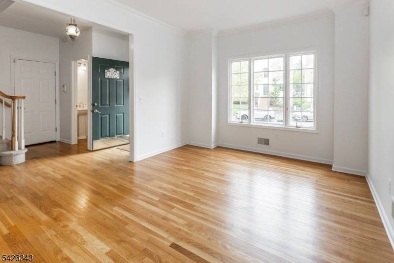 1108 Smith Manor Blvd, West Orange Twp., NJ 07052