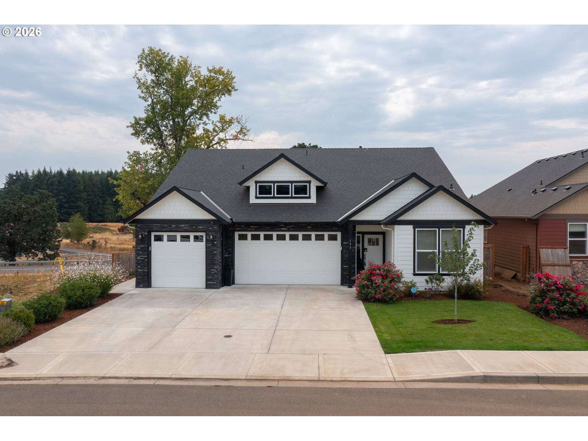 593 NE EVERGREEN AVE, Dallas, OR 97338