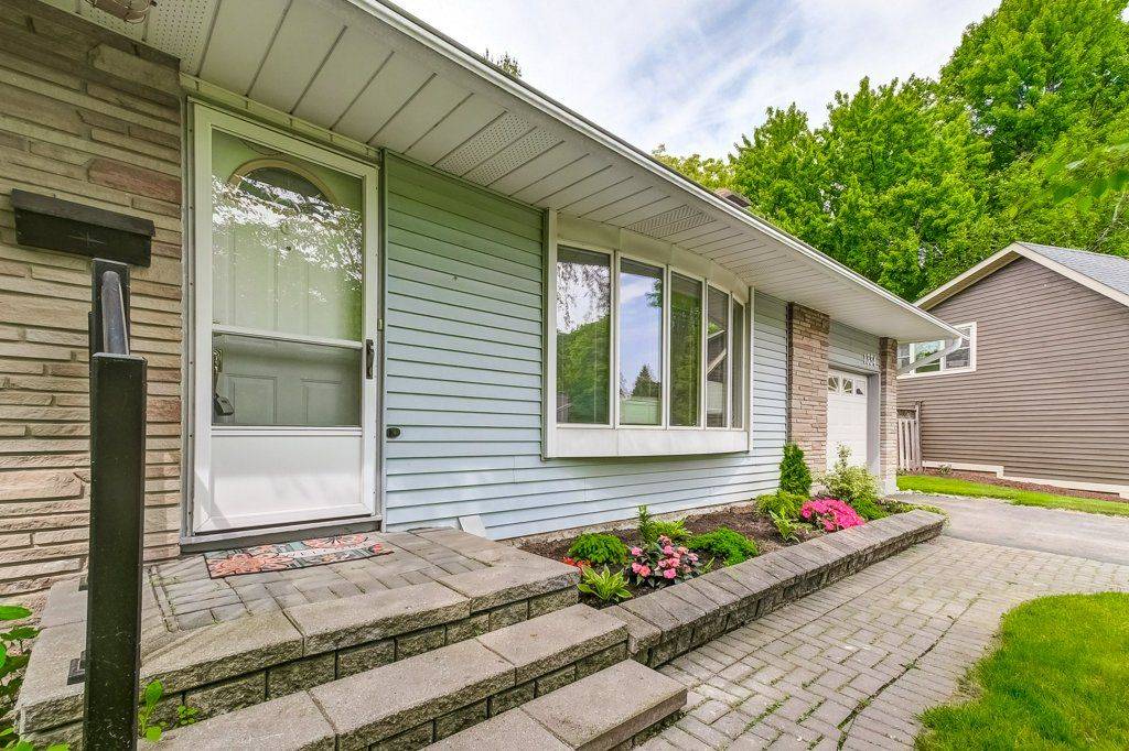 1334 Langdale CRES, Oakville, ON L6H 2K8
