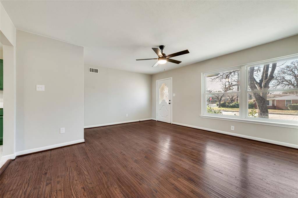 1502 Betsy Lane, Irving, TX 75061