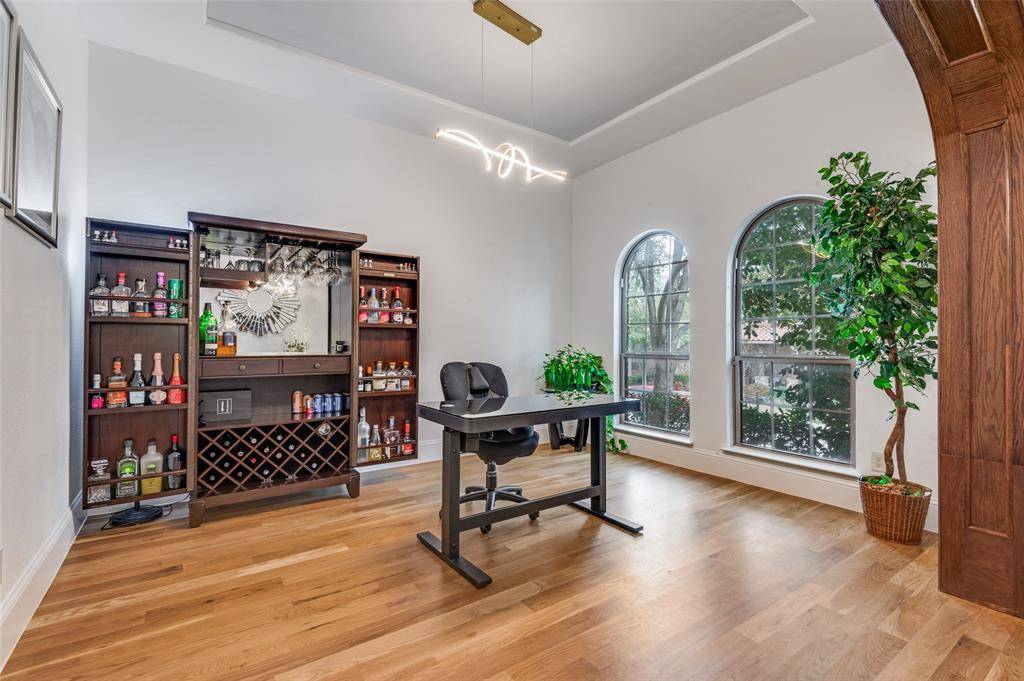 7031 Nueces Drive, Irving, TX 75039