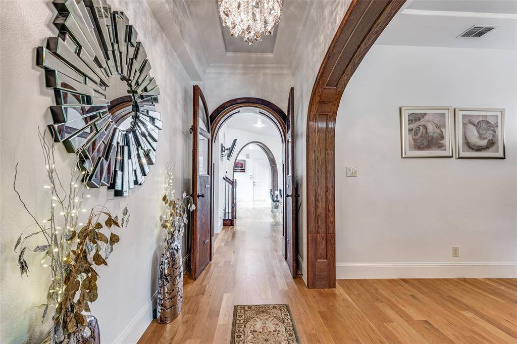 7031 Nueces Drive, Irving, TX 75039