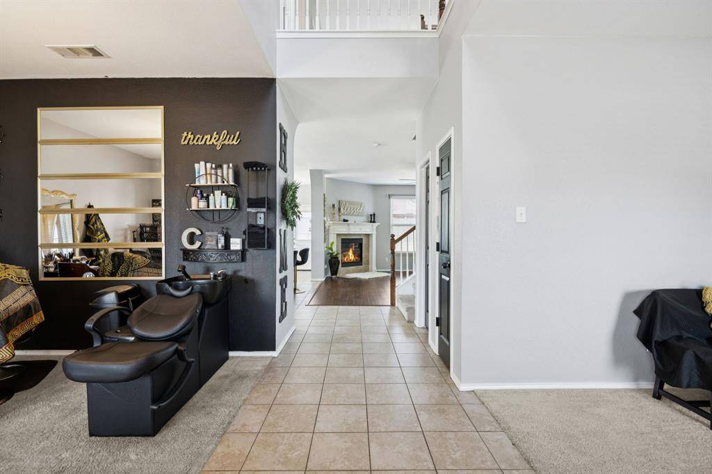 633 Daisy Drive, Desoto, TX 75115