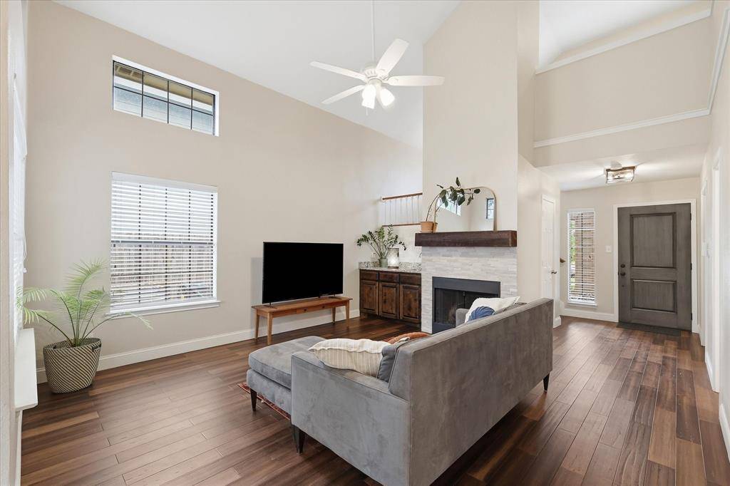 3805 Seminole Court, Carrollton, TX 75007