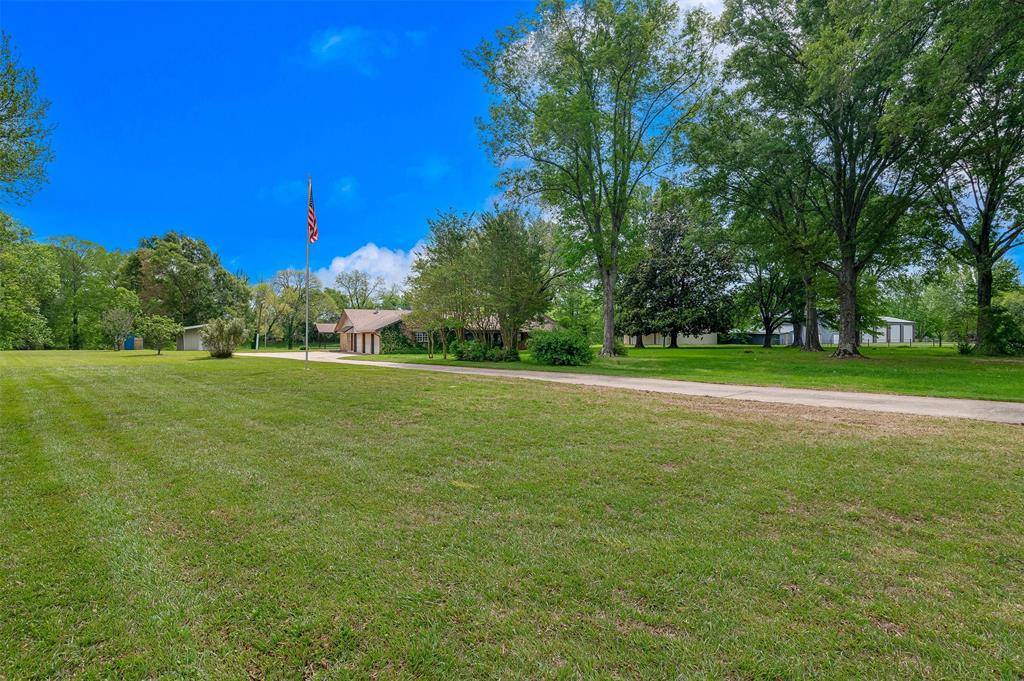2564 Swan Lake Road, Bossier City, LA 71111