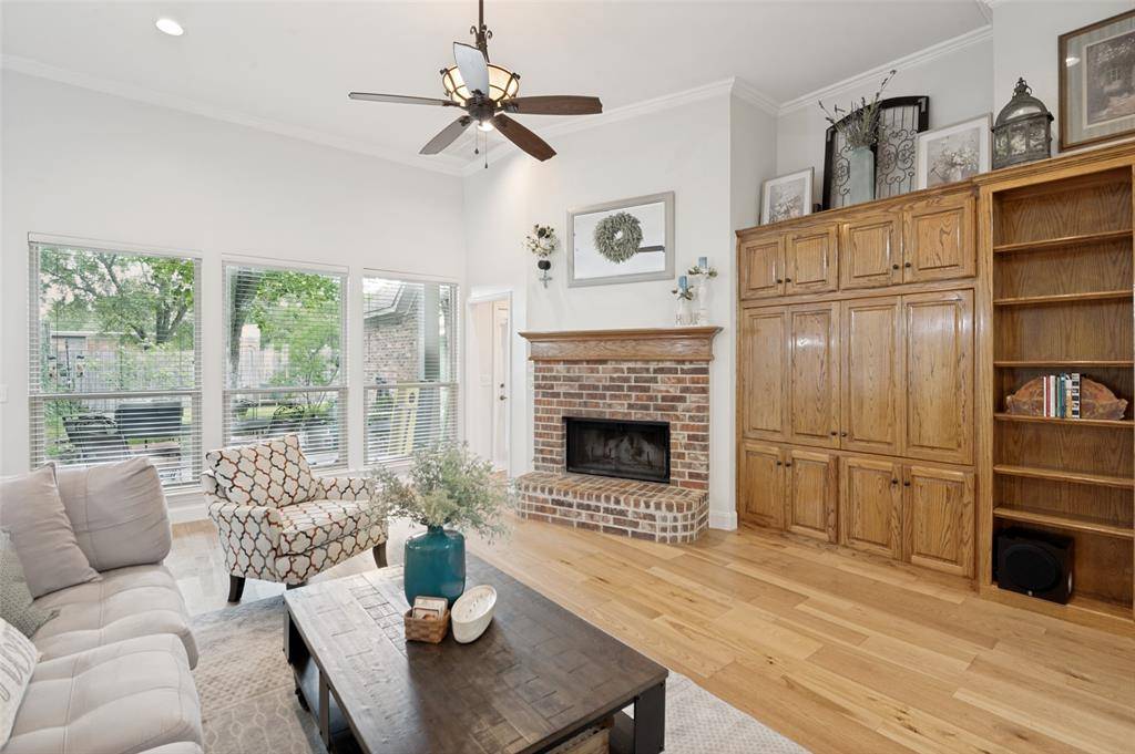 6929 Levelland Road, Dallas, TX 75252