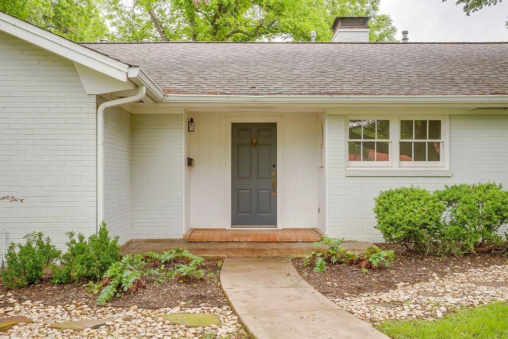 2013 Huntington Lane, Fort Worth, TX 76110