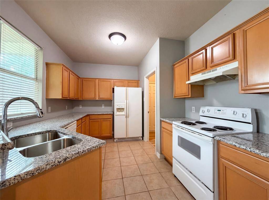 9801 Cedarcrest Drive, Providence Village, TX 76227