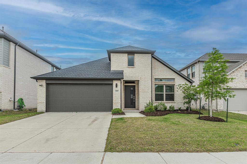 257 Hope Orchards Drive, Lavon, TX 75166