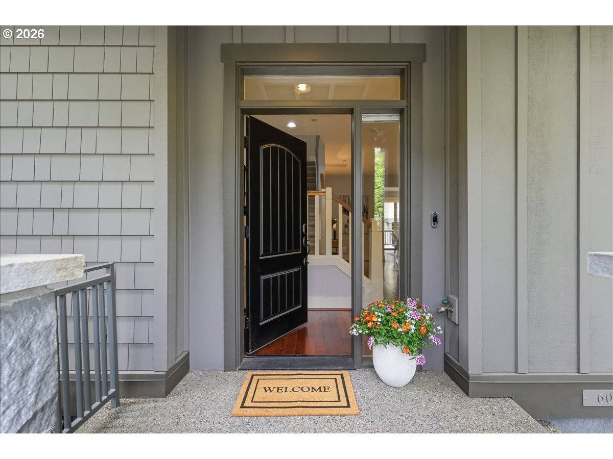 605 SW TRILLIUM CREEK TER, Portland, OR 97225